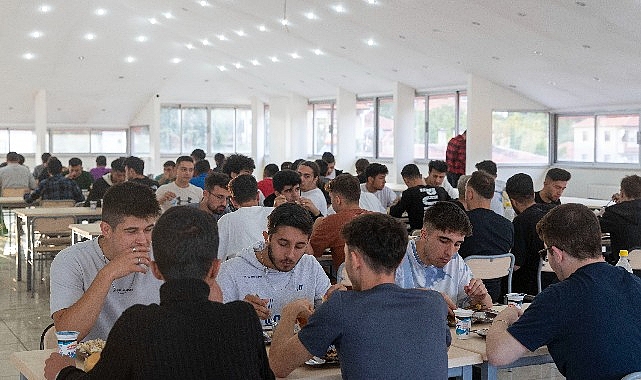 Antalya Büyükşehir Belediyesi’nin geçtiğimiz yıl Elmalı’da hizmete açtığı 90 öğrenci