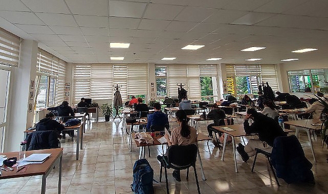 Çankaya Belediyesi, temel belediyecilik hizmetlerinin yanı sıra neredeyse her semtte