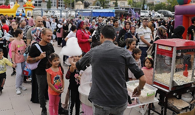 Nevşehir Belediyesi tarafından ‘1 Ekim Dünya Çocuk Günü’ dolayısıyla düzenlenen