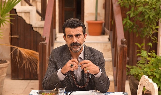 Yapımcılığını Oktay Türkan'ın üstlendiği yönetmenliğini ve senaristliğini Fatih Yıldırım yaptığı