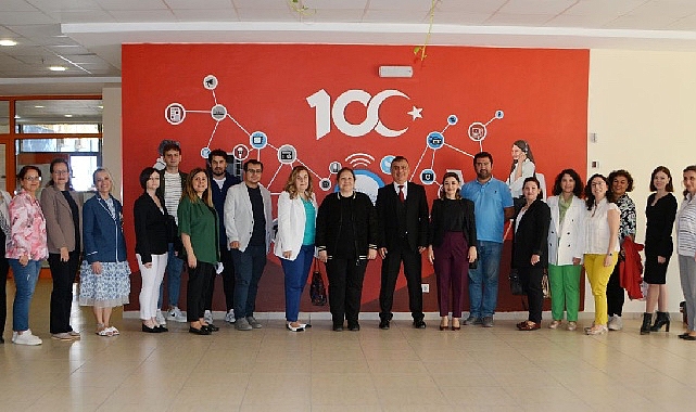 Ege Üniversitesi(EÜ) tarafından düzenlenen “Cumhuriyetin 100. Yılı Etkinlikleri” kapsamında, İletişim