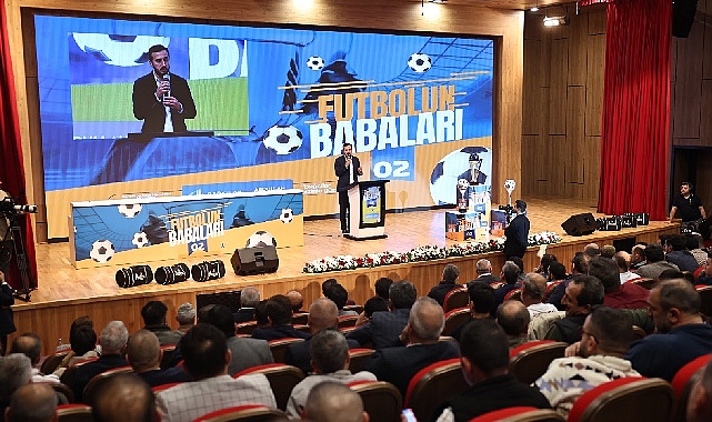 Bağcılar Belediye Başkanı Abdullah Özdemir, yaptığı konuşmada 300 bin gencin