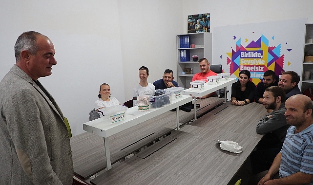 Gemlik Belediyesi tarafından Sosyal Yardım İşleri Kampüsü’nde kurulan Engelsiz montaj