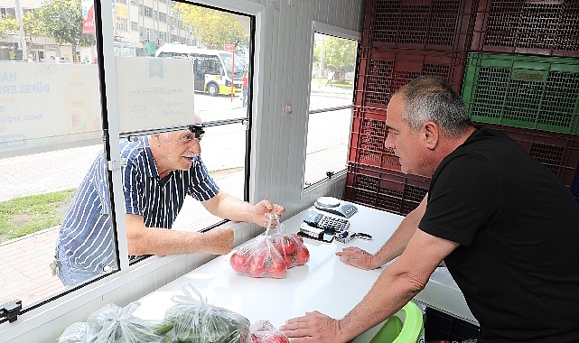 Gemlik Belediyesi’nin ilçenin beş farklı bölgesine kurduğu halk büfeler, ucuz