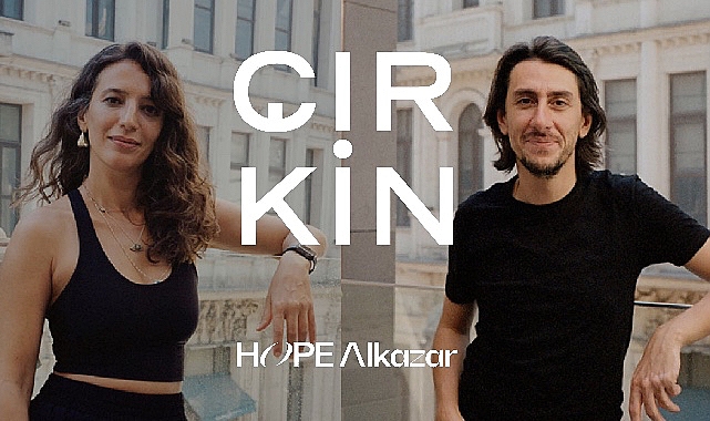 Kasım ayı itibariyle, haftada 2 kez (cuma ve cumartesi) izleyiciyle