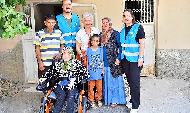 Çukurova Belediye Başkanı Soner Çetin her hafta yaptığı Halk Günü