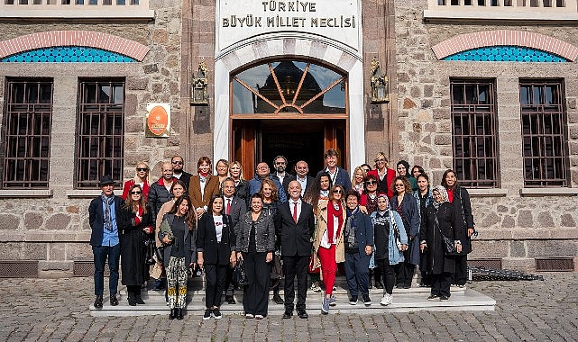 Cumhuriyetin 100. yılı nedeniyle yıl boyunca her ay Cumhuriyetin kilometre