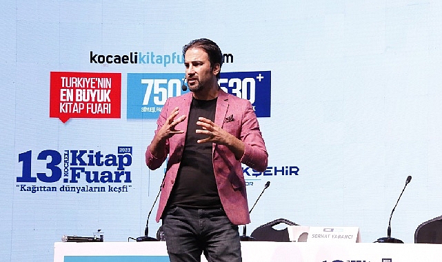 Psikoterapist ve yazar Serhat Yabancı, Kocaeli Büyükşehir Belediyesi tarafından düzenlenen