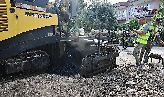 Kemer Belediyesi Fen İşleri Müdürlüğü ekipleri, Kemer'in en önemli mahalleleri
