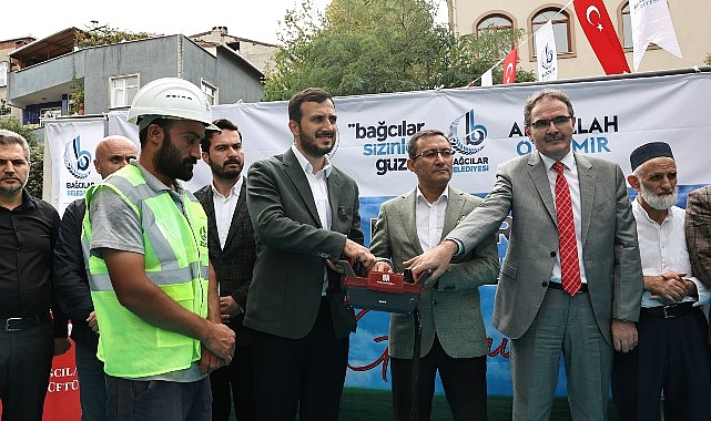 Riskli yapı olduğu için yıkımı yapılan Mehmet Ata Paçalı Camii’nin