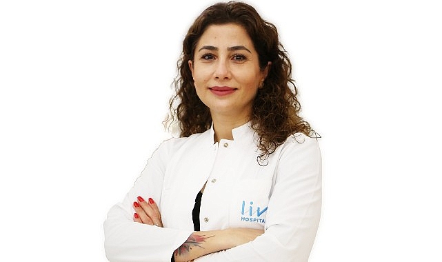 Her kadın için farklı belirtilerle kendini gösteren menopoz dönemi; kiminde