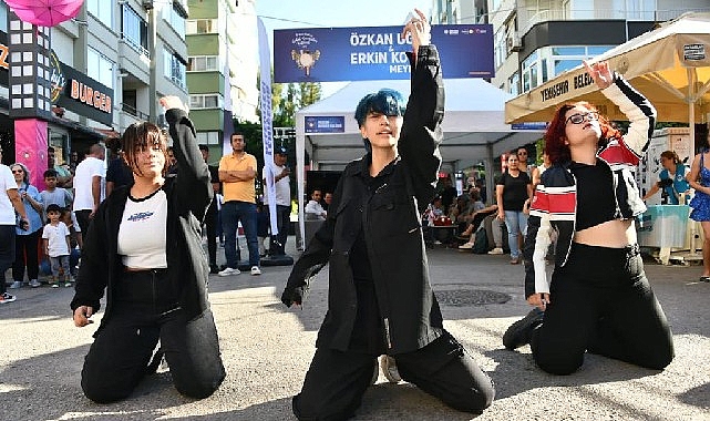 5. Mersin Kushimoto Sokağı Sokak Sanatçıları Festivali bu yılda binlerce