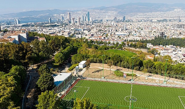 İzmir Büyükşehir Belediyesi’nin mahalle sakinlerinin talepleri doğrultusunda baştan yarattığı Bornova’daki