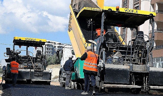 Vatandaşlara kaliteli ve konforlu ulaşım hizmeti sunmak adına asfalt, yama