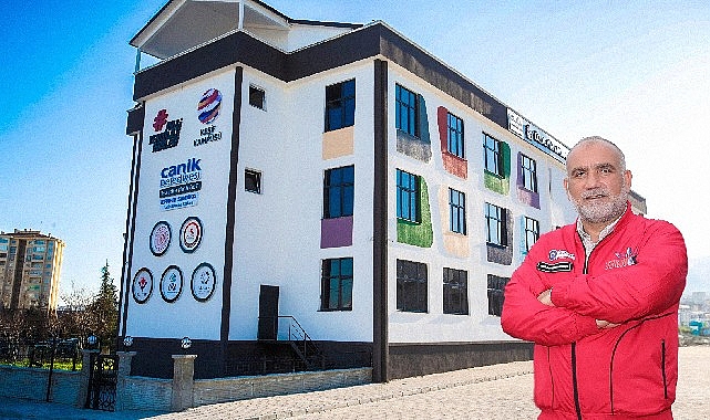 Polonyalı öğretmenler ve öğrenciler Canik Özdemir Bayraktar Keşif Kampüsü’nü ziyaret