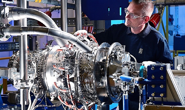 Rolls-Royce'un hibrit-elektrikli uçuşlara güç sağlamak üzere özel olarak geliştirdiği yeni