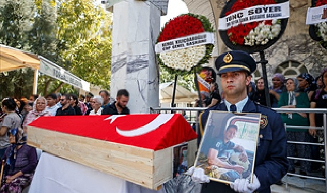 Ankara’da bir apartman dairesinde çıkan yangına müdahale sırasında dumandan zehirlenerek