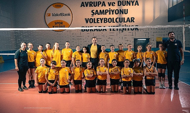 VakıfBank Spor Kulübü ile kadın voleybolunda üst düzey başarılara ulaşan