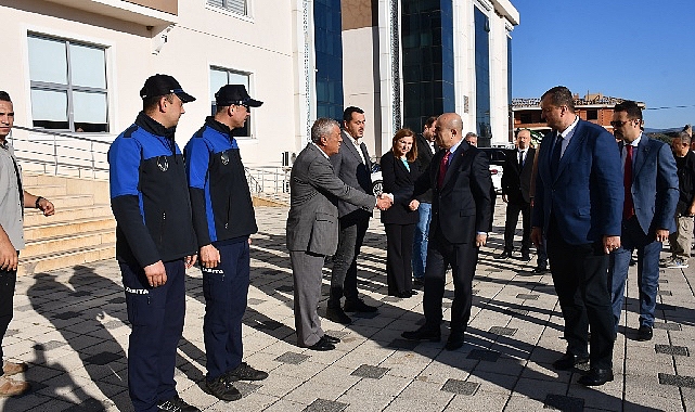 Bursa Valisi Mahmut Demirtaş İznik Belediye Başkanı Kağan Mehmet Usta’yı