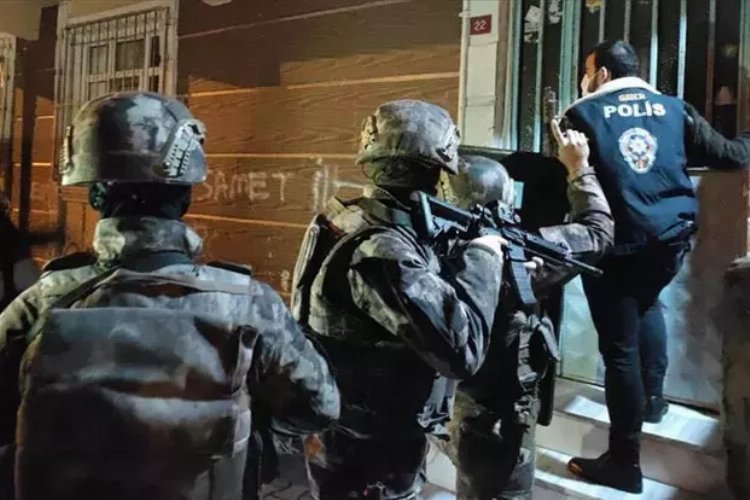 İçişleri Bakanlığı'nın Sibergöz-7 Operasyonu'nda 2'si futbolcu 52 kişi yakalandı.