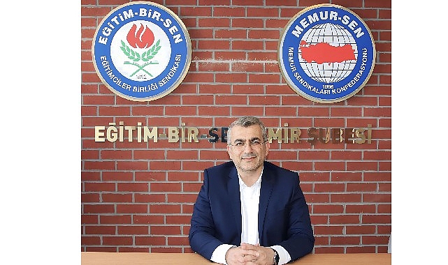 “İnsan, mekân ve zaman ilişkisinin her işe, oluşa, olguya, işleyişe