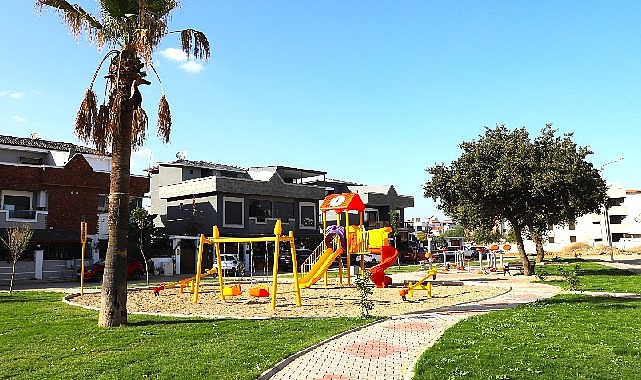 Menderes Belediyesi tarafından Altıntepe Mahallesi’ne yeni park kazandırıldı. Menderes Belediyesi