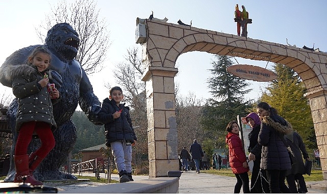 Keçiören Belediyesi ara tatilde öğrencilerin keyifli vakit geçirmesi için Ahmet