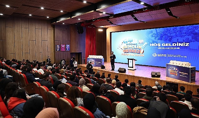 Bağcılar belediyesi, üniversite sınavına hazırlanan 900 öğrenciye ücretsiz TYT (Temel