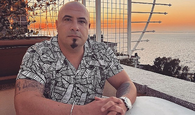 Alternatif kulvarın üretken isimlerinden Barış Çapkın’ın yeni şarkısı “Zehir Verir