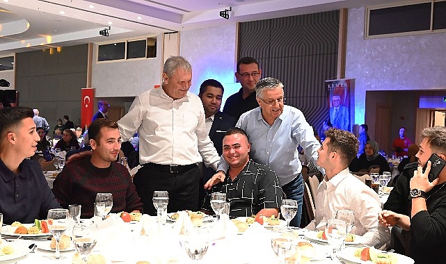 Kemer Akra Otel’de Belediye Başkanı Topaloğlu tarafından verilen hafta sonundaki