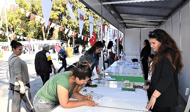 Bornova Belediyesi’nin 12-15 Ekim 2023 tarihleri arasında, iş arayanlarla işverenleri