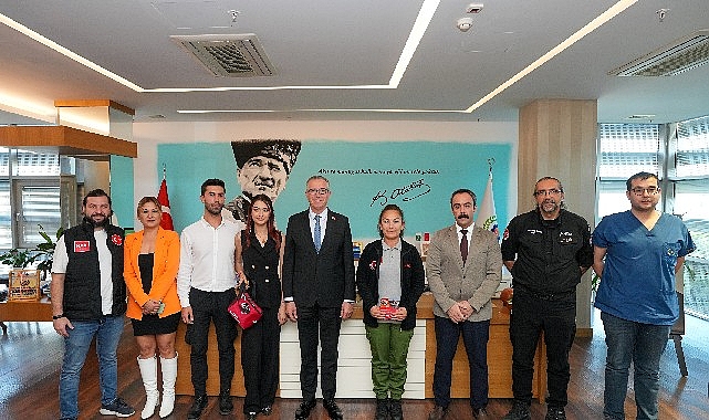 Gaziemir Belediyesi ile Hayvan Arama Kurtarma Derneği arasında imzalanan protokol