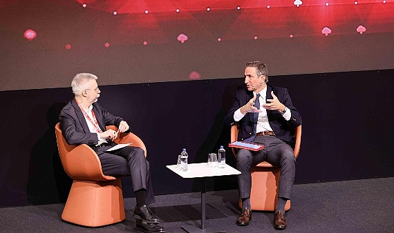 Vodafone Business’ın, MEXT Teknoloji Merkezi’nde gerçekleştirdiği Vodafone Business Cloud Day