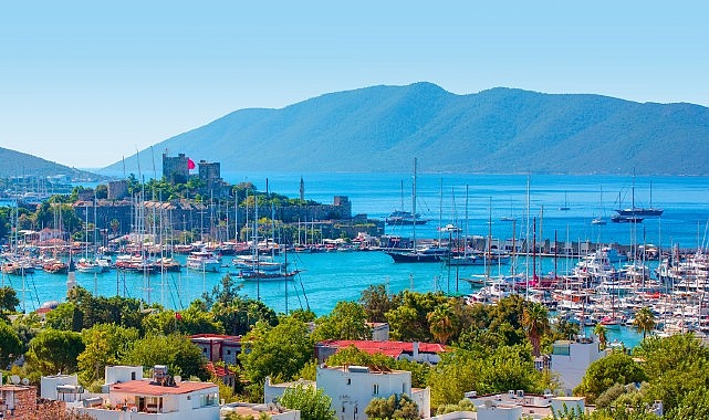 Muğla Büyükşehir Belediyesi Bodrum’da yaşanan su sıkıntılarının önüne geçmek için