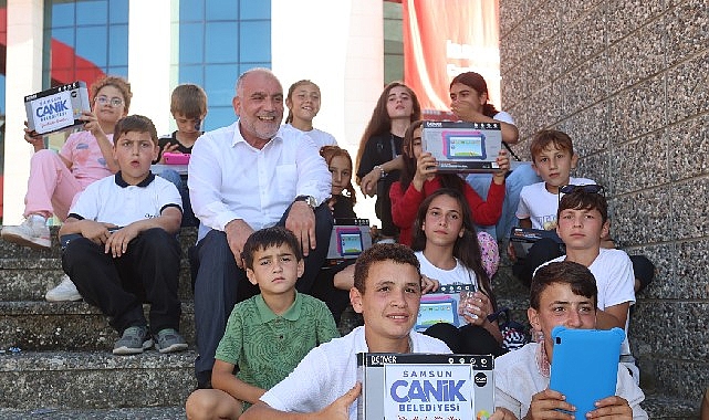 Canik Belediye Başkanı İbrahim Sandıkçı’nın ilçeye kazandırdığı projeler çocukların yüzünü