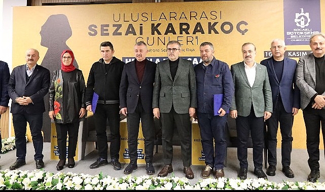 Büyükşehir’in Sezai Karakoç Günleri’ne katılan Mahir Ünal, Filistin’de yaşanan acılara