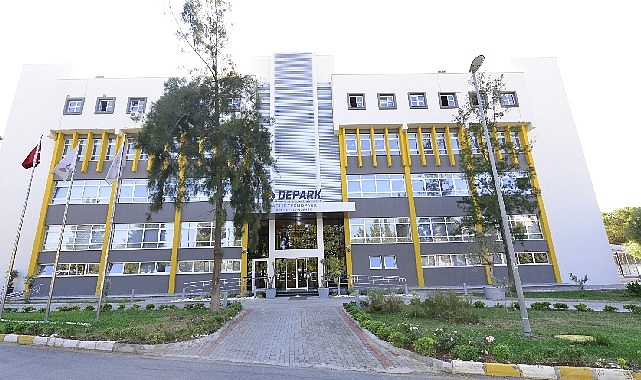 Dokuz Eylül Üniversitesi (DEÜ), Cumhurbaşkanı Recep Tayyip Erdoğan'ın katılımıyla gerçekleştirilecek
