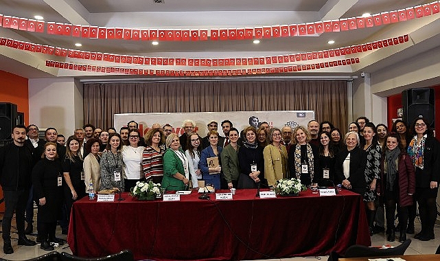 Cumhuriyet’in 100. yılı etkinlikleri kapsamında düzenlenen sempozyumda, Kurtuluş Savaşı ve