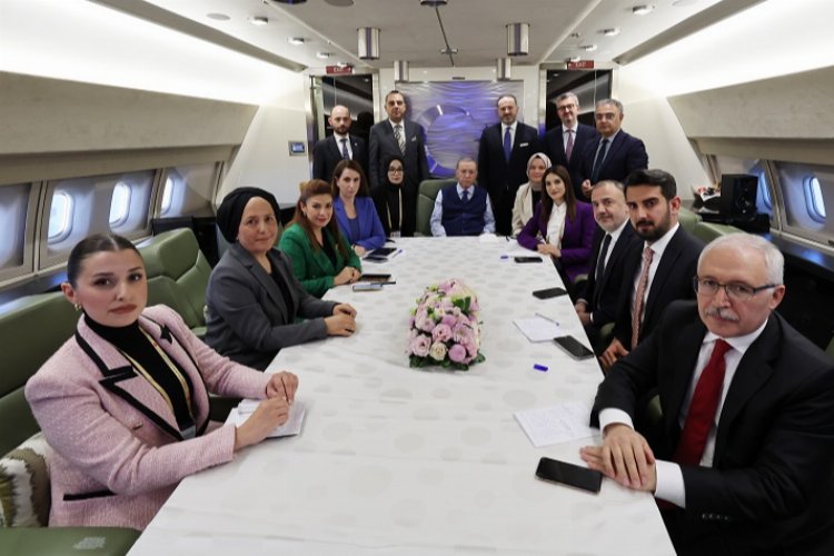Cumhurbaşkanı Recep Tayyip Erdoğan, Türkiye'nin Gazze'de garantörlüğe hazır olduğunu söyledi.