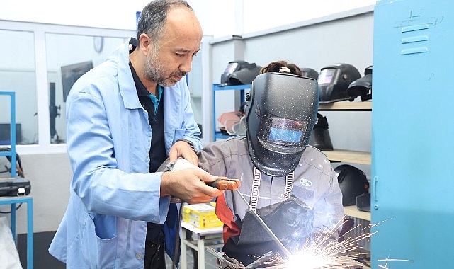 KO-MEK, Kocaeli Üniversitesi Formula Takımı ekibine yeni başarılara imza atmaları