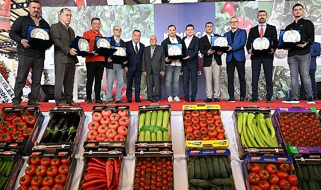 Kumluca, Beykonak ve Mavikent Toptancı Halleri sezon açılışına katılan Antalya