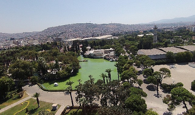 İzmir Büyükşehir Belediyesi şehrin ve ülkenin kültürel geçmişinde önemli bir