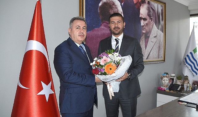 Vali Elban, Foça programı kapsamında; Reha Necla Midilli Ortaokulu, İlçe