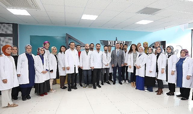 Kocaeli Büyükşehir Belediye Başkanı Tahir Büyükakın, yayınladığı mesajla 24 Kasım