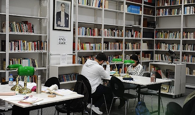 Karşıyaka Belediyesi bünyesindeki kütüphanelerdeki kayıtlı eser sayısı, bağış kampanyasının da