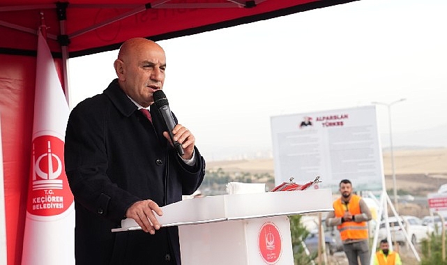Keçiören Belediyesi tarafından Milliyetçi Hareket Partisi kurucu lideri Alparslan Türkeş'in