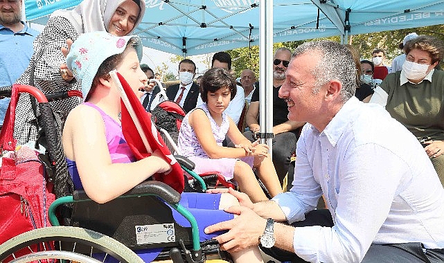 Büyükşehir Belediye Başkanı Tahir Büyükakın, Dünya Engelliler Günü nedeni ile