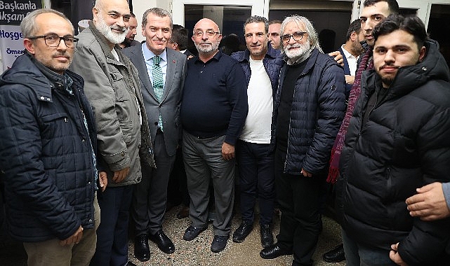 Seyitnizam Mahallesi’nde Zeytinburnulu vatandaşlarla bir araya gelen Belediye Başkanı Ömer