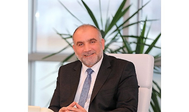 Canik’e 4.5 yılda projeler ve yatırımlarla değer kattıklarını belirten Başkan
