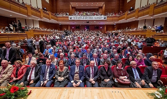 İzmir Büyükşehir Belediyesi ev sahipliğinde “100. Yılda Laik Cumhuriyet, Büyük